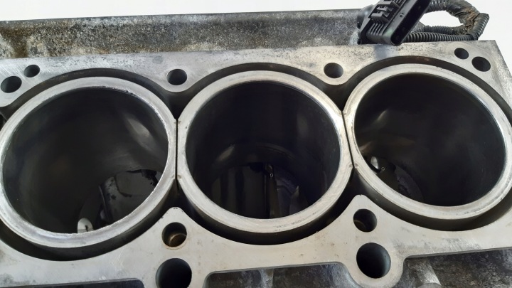 CHRYSLER PACIFICA 3.6 BLOC MOTEUR P68237714AE