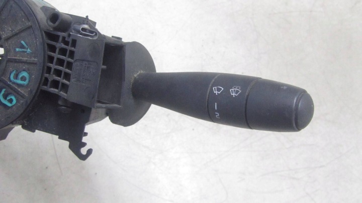 TRAFIC VIVARO II COMMUTATEUR COMPOSITE 8200490948