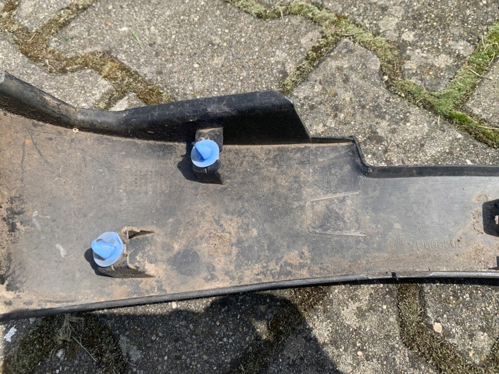 OPEL GRANDLAND X MOULURE REVÊTEMENT GARDE-BOUE GAUCHE AVANT YP000308XT