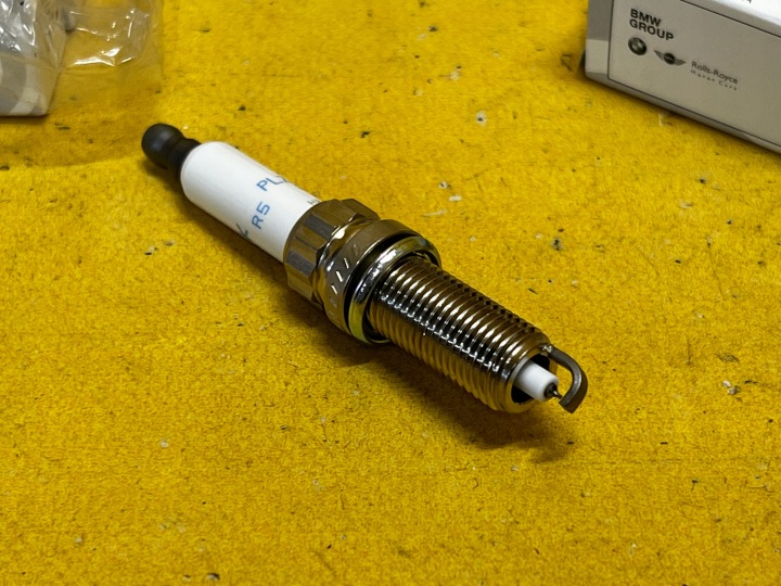 BOUGIE ALLUMAGE N14 MINI R55 R56 R57 R58 R59 NEUF OEM
