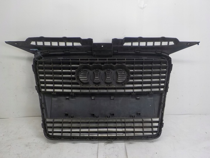 AUDI A3 II 8P GRILLE CALANDRE RADIATEUR 8P4853651