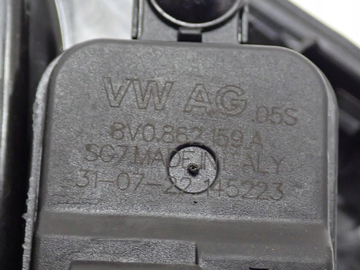 CLAPET GOULOTTE DE REMPLISSAGE CARBURANTS BOUCHON 6VA809702 SKODA FABIA IV 6VA 22R