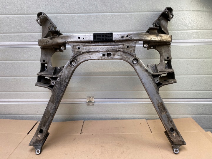 BMW E65 CHÂSSIS CHÂSSIS POUTRE BERCEAU SOUS MOTEUR TRAVERSE SUSPENSION AVANT