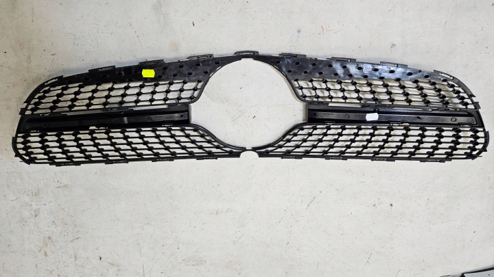 GRILLE CALANDRE MERCEDES S-KLASA W217 COUPÉ AMG