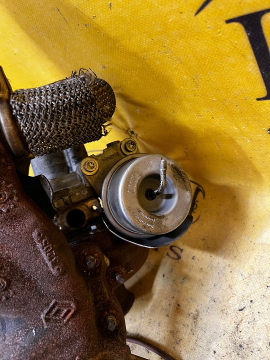 TURBOCOMPRESSEUR COLLECTEUR NISSAN MERCEDES RENAULT MEGANE IV 1.5 DCI