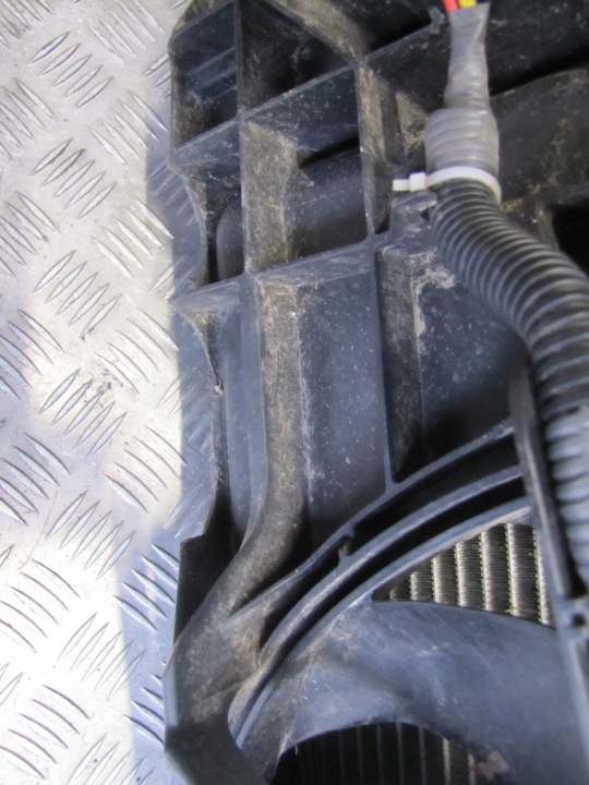 RADIATEUR TESLA MODÈLE 3 2019 107673200H