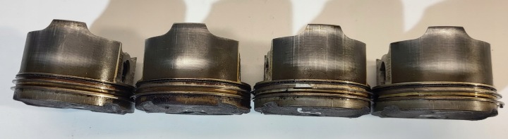 BLOC MOTEUR CARTER PISTONS PISTONS HONDA CBR 600 F4 SC35 1998-2001R