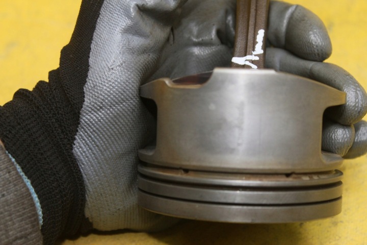 PISTON BIELLE BIELLE 84L30 A8 D3 4.2 B BFM