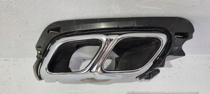 EMBOUT ÉCHAPPEMENT GAUCHE VOLVO XC60 II 17-