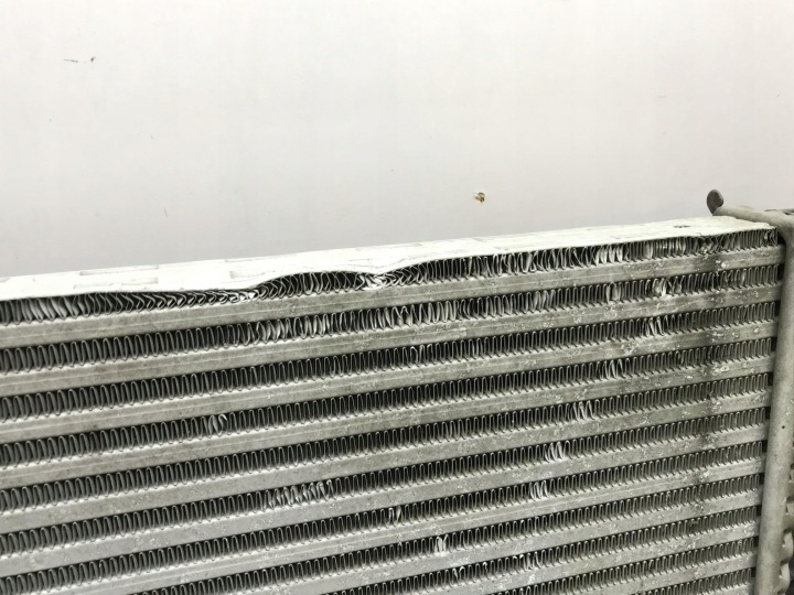 RADIATEUR ÉCHANGEUR AIR-AIR 84208076 OPEL INSIGNIA B