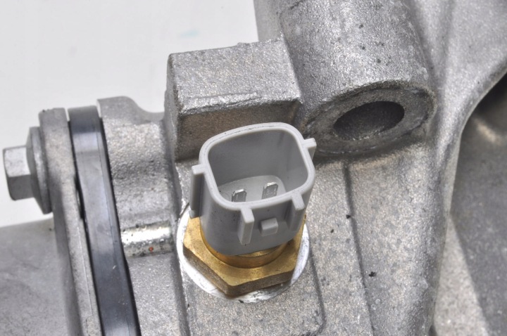 RENAULT CAPTUR II LIFT CLIO V ARKANA 1.6 E-TECH THERMOSTAT 24R 110613903R