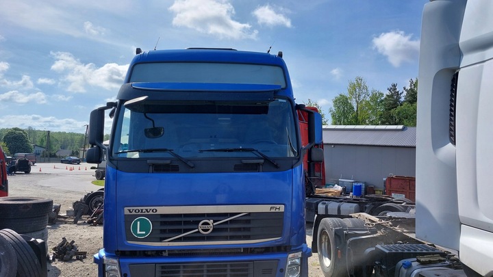 VOLVO FH13 FACELIFT CABIN XL MANUAL 