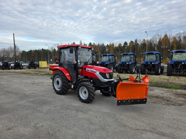 TRACTEUR KOMUNALNY ROLNICZY LOVOL M254