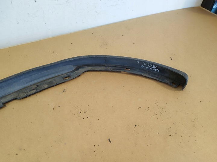 MOULURE LÈVRE DROITE GAUCHE PARE-CHOCS AVANT OPEL ZAFIRA II B LIFT 2008-2014