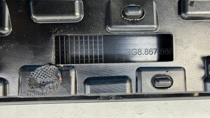 VW ARTEON 3G8 MOULURE DÉCOR DROITS PORTES POIGNÉE 3G8867586 HAUT-PARLEUR