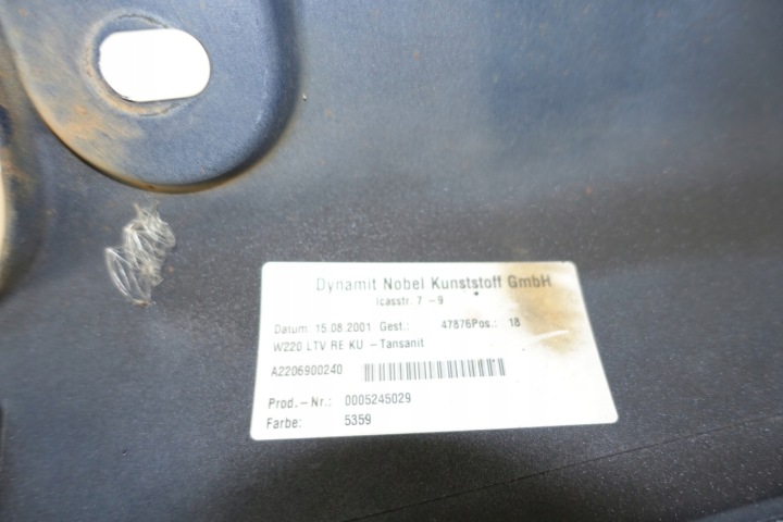 MERCEDES W220 BAGUETTES SEUIL SEUILS MOULURE DROITE S-KLASA 2206900240 359