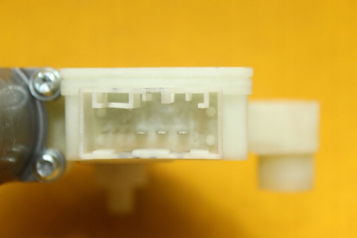 PETIT MOTEUR CONTRÔLEUR VITRES GAUCHE ARRIÈRE VW GOLF VII 5Q4959811A