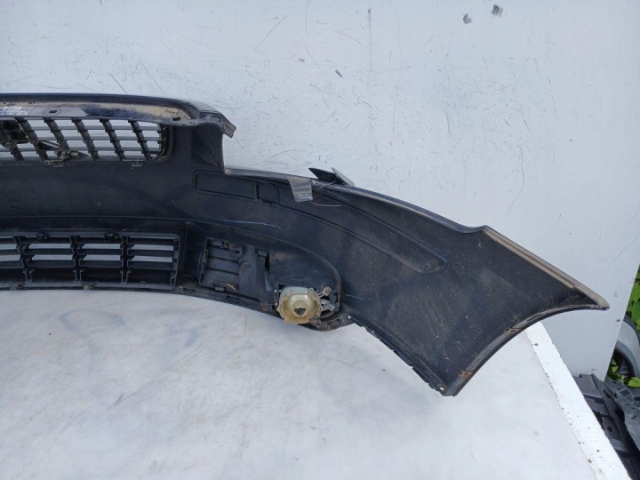 PARE-CHOCS AVANT AVANT CALANDRE VOLVO S40 V50 03-07R. NOIR 3657005