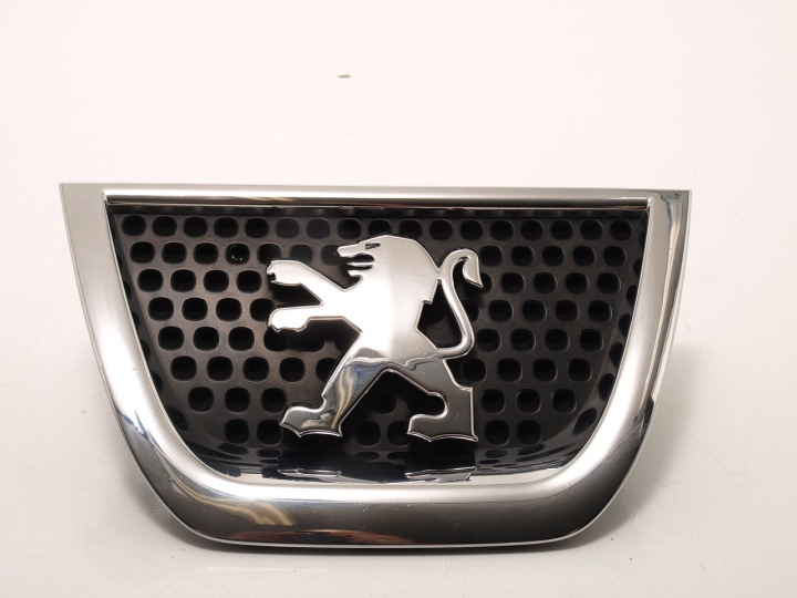 PEUGEOT 3008 INSIGNE LOGO EMBLÈME PARE-CHOCS 255