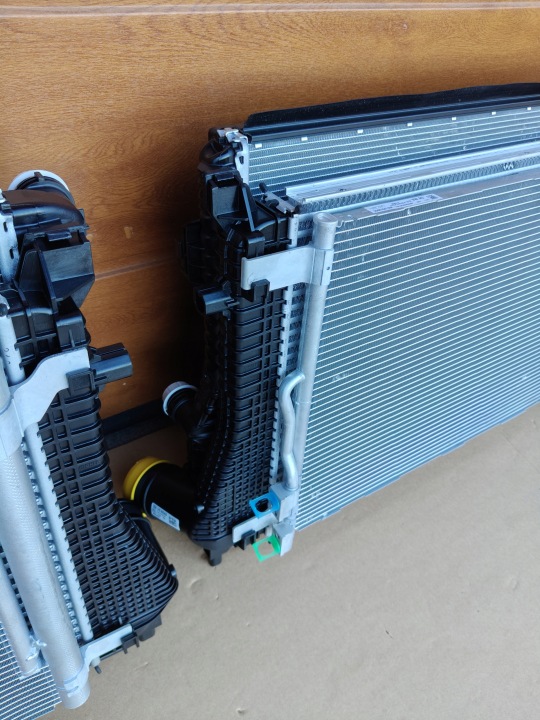 VW GOLF VIII GTI AUDI S3 8Y ENSEMBLE RADIATEURS AVEC VENTILATEUR NOUVEAU