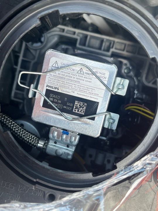 PHARE PROJECTEUR AVANT AVANT DROITE XÉNON HYUNDAI SANTA FE III 3 SANTAFE