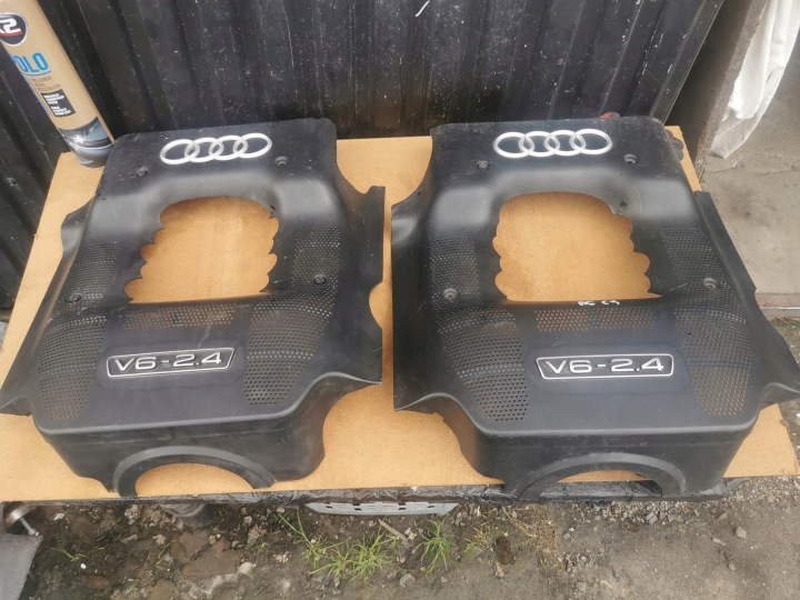COUVERCLES COUVERCLE MOTEUR AUDI A6 C5 AVANT 2.4 V6 078103927