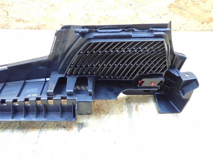 FIXATION RIDEAUX COUVERCLES DE COFFRE DROITE BMW X5 E70 EUROPE 7145950