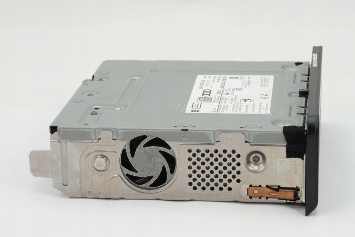 RADIO LECTEUR DE CARTE NAVIGATION AUDI A4 8W0035183