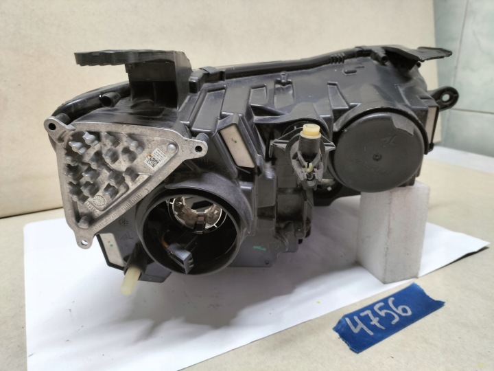 DACIA DUSTER II PROJECTEUR LED GAUCHE (SZCZECIN-GORZOW- POZNAŃ 4756