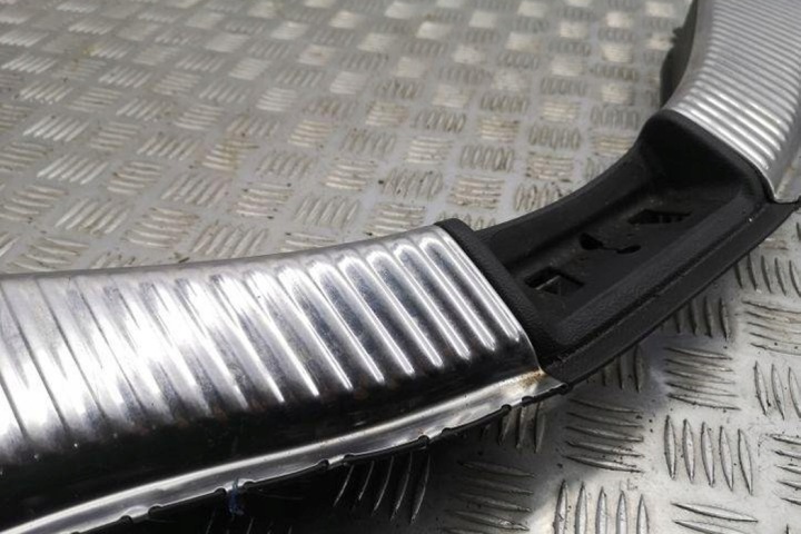ARRIÈRE GAUCHE MOULURE DÉCORATIVE SEUIL FORD MONDEO V BERLINE DS73N404C08C 1.5L