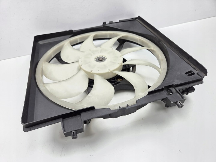 SUBARU OUTBACK V LEGACY 14-19 VENTILATEUR RADIATEUR 2.0 D