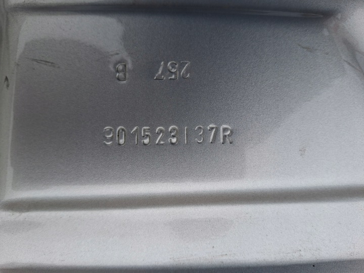 RENAULT CAPTUR COUVERCLES DE COFFRE COUVERCLES DE COFFRE ARRIÈRE 901523137R