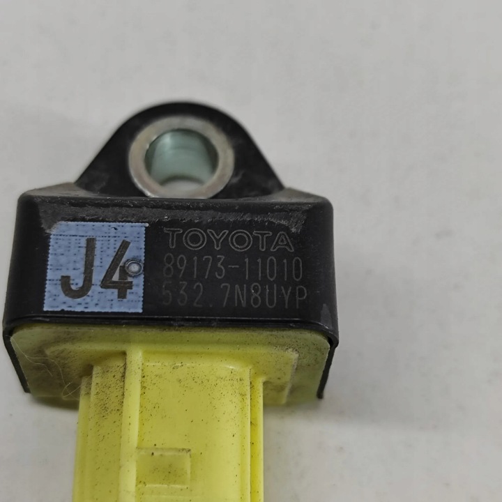 2020 TOYOTA RAV 4 (XA50) CAPTEUR ZDERZENIOWY AIRBAG 8917311010