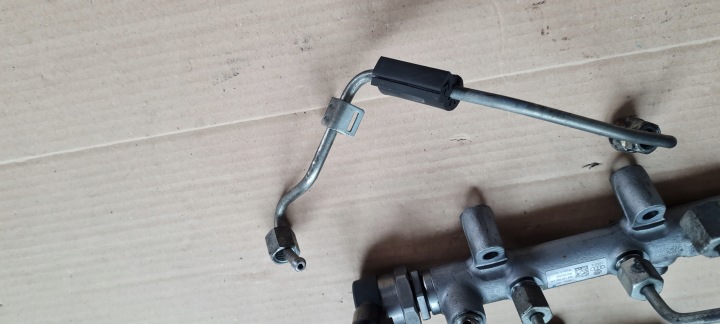 A6 C7 4G MOULURE INJECTION CARBURANTS CAPTEUR 3.0 TDI CDU A7 4G A4 B8 Q5