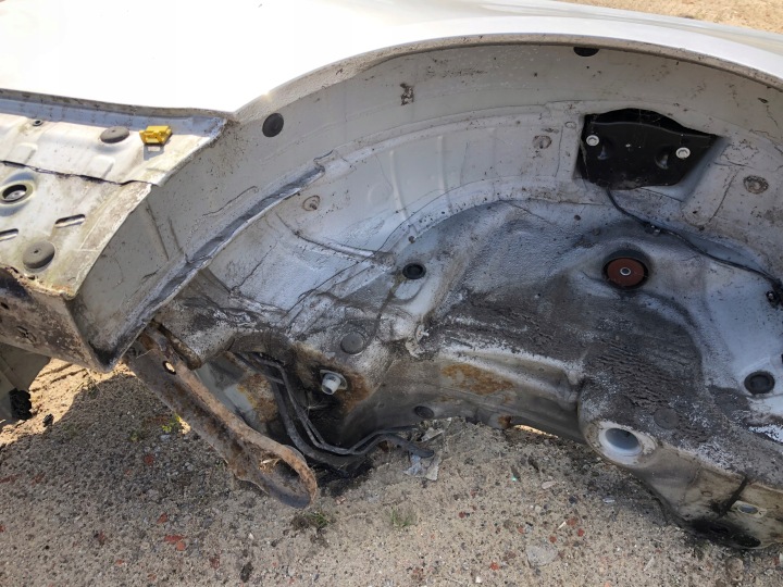 BMW E93 CABRIO AILE QUART LONGERON COUPELLE GAUCHE ARRIÈRE SEUIL