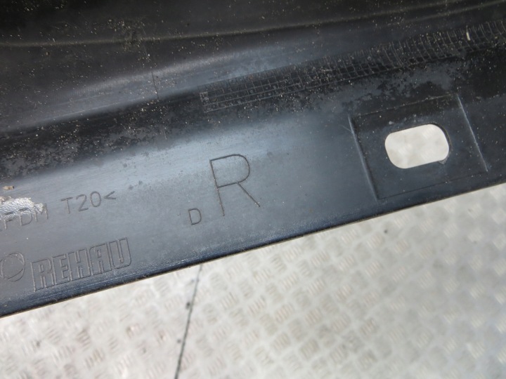 MERCEDES C-KLASA W205 MOULURE SEUIL DROITE 197 A2056907202 14-