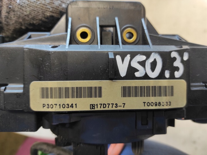 VOLVO V50 04- COMMUTATEUR COMPOSITE P30710341 30710341 SANS CHAÎNES