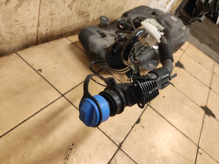 RÉSERVOIR ADBLUE ML W166 166 2.2 CDI 250
