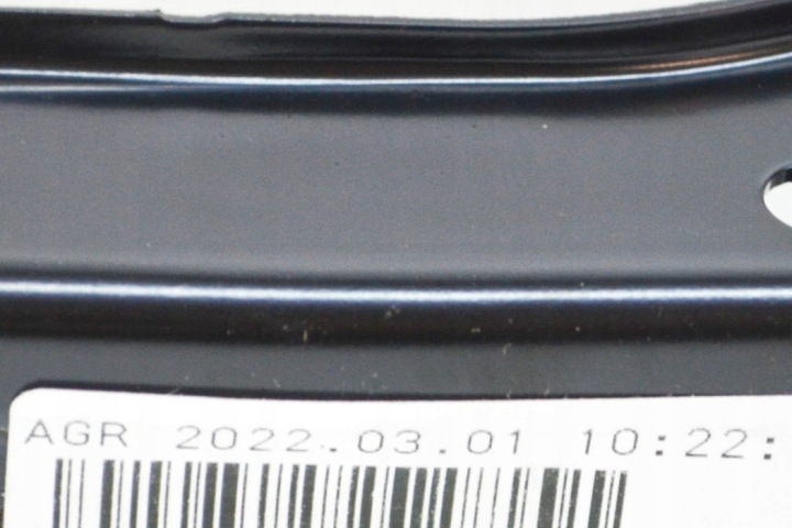 AUDI A4 B9 SUPPORT GARDE-BOUE AVANT GAUCHE 8W0821135C NEUF ORIGINAL