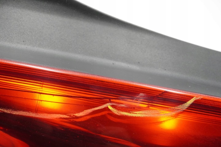 PHARE ARRIÈRE GAUCHE OPEL INSIGNIA A 168352 ENDOMMAGÉE