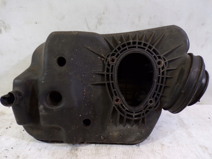 CHÂSSIS FILTRE AIR OPEL KADETT 2.0 GSI C20XE SFI 90324516