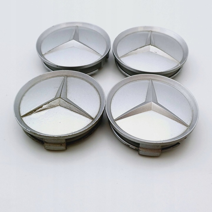 COUVERCLE BOUCHONS VERS ROUES MERCEDES ESSENCE W201 2014010225 NR29 JEU 4 PIÈCES
