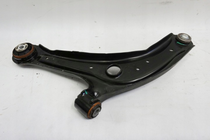 BRAS DE SUSPENSION AVANT DROIT FORD FIESTA ACTIVE VII MK8