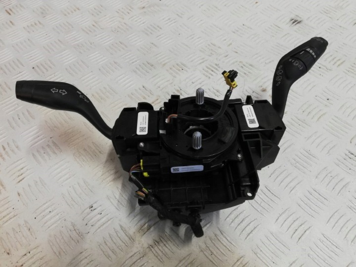 FORD FOCUS MK3 COMMUTATEUR COMPOSITE MANETTES PIGNON ZWAC30088C