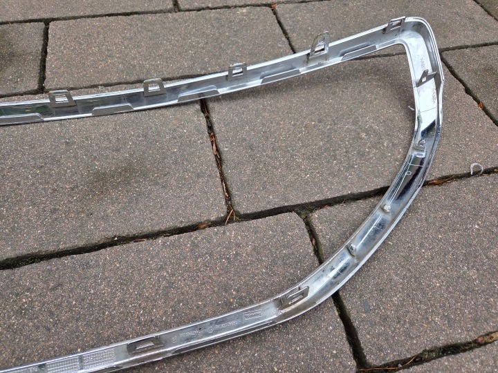 PEUGEOT 208 I AVANT LIFT CHROME CALANDRE AVANT 9675526677 9675526777 12-2015