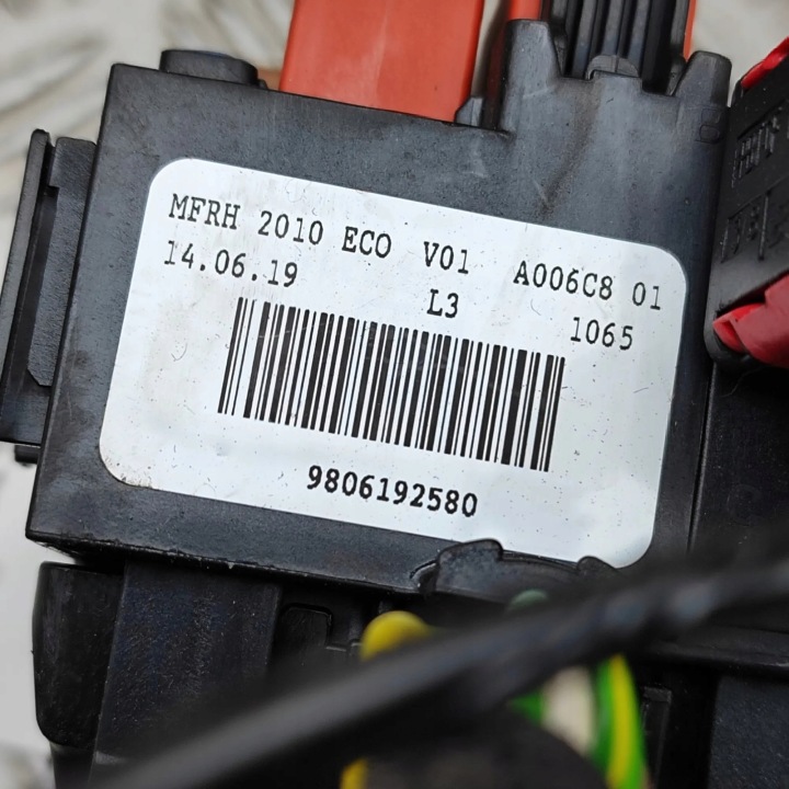 BOÎTE FUSIBLES PEUGEOT 508 SW II 9806192580 33986010 1.5L 96KW 2019