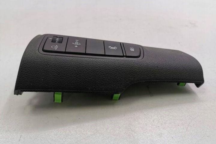 COMMUTATEUR NIVEAU FEUX HYUNDAI TUCSON (TL, TLE) 3D1109B000 1.7L DIESEL