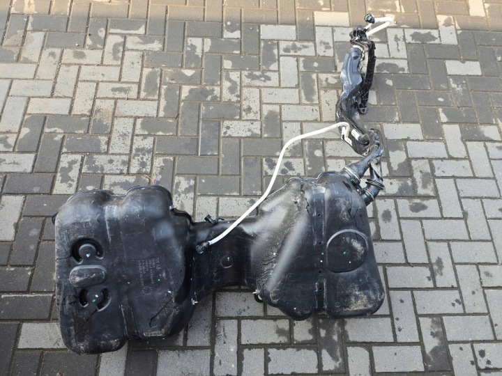 VOLKSWAGEN TIGUAN 16-24 RÉSERVOIR CARBURANTS ESSENCE POMPE 2.0 USA Q5N201021AG