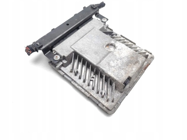 VW PASSAT CONTRÔLEUR MODULE ECU 2.0 TDI DIESEL 103KW (140 HP) 03G906018CE