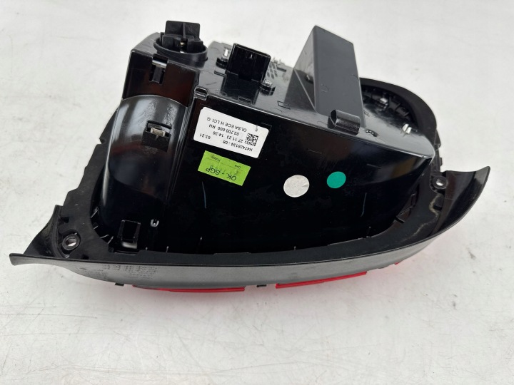 MINI ONE COOPER F56 F55 2024 ARRIÈRE CÔTÉ DROITE PHARE ARRIÈRE